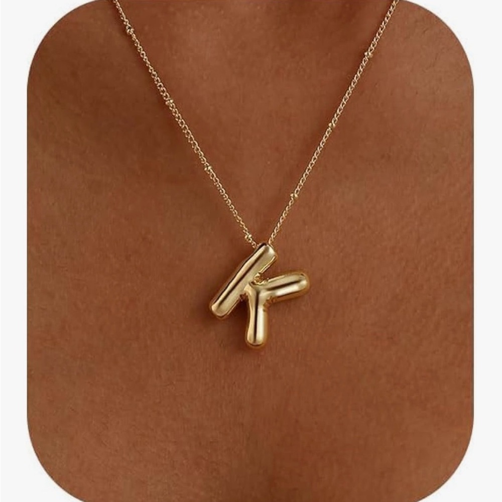 Gold Necklace with Pendant
